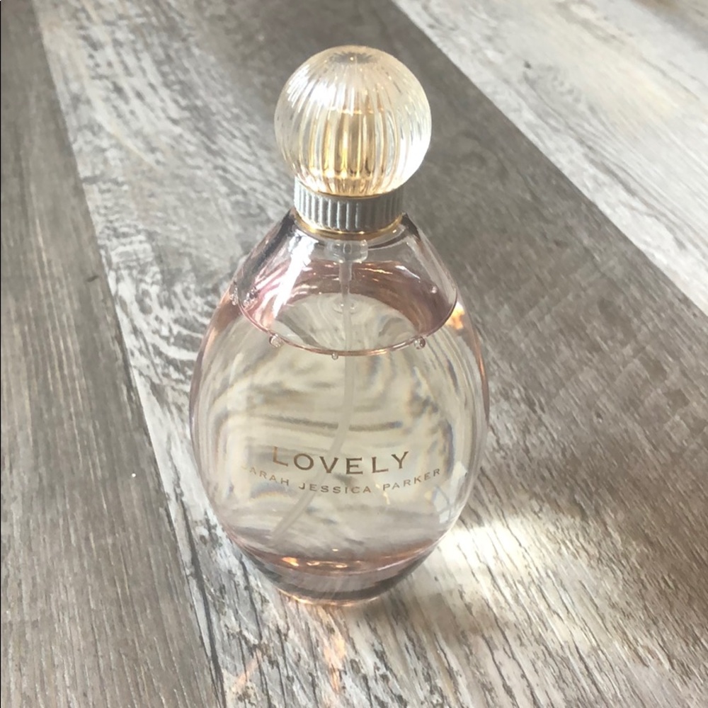 LOVELY  By Sarah Jessica Parker